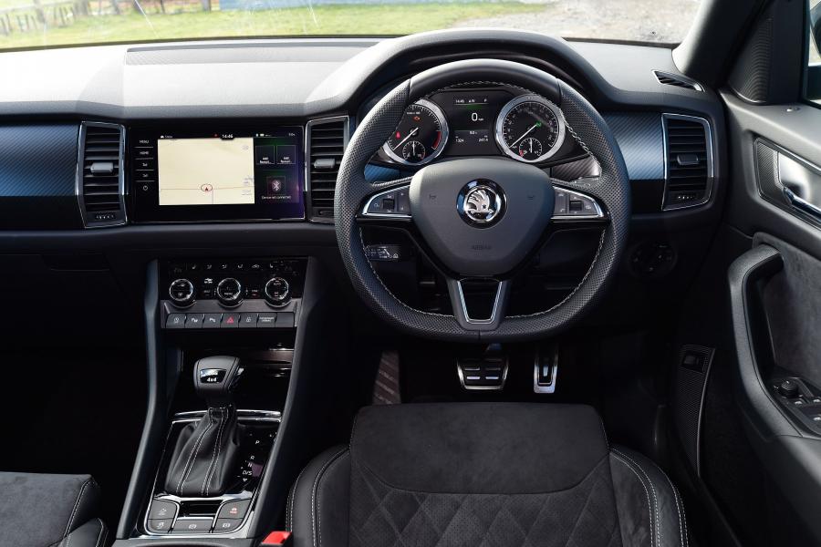  Skoda Kodiaq 4x4 Sportline 2017 года  (UK) (фото 32 из 40)